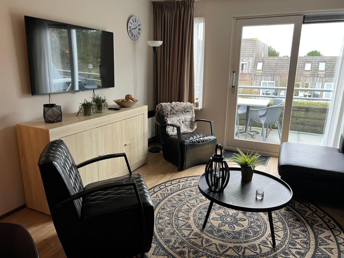 Appartement Ut & Thus, Resort Amelander Kaap Hollum  Esterno foto